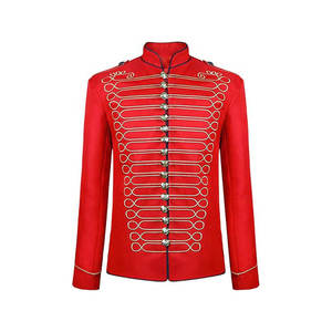 เสื้อแจ็คเก็ตสีดำสำหรับผู้ชาย แต่งขอบสีเขียว คอตั้ง แขนยาว ปิดด้วยกระดุม สไตล์ทหาร ปักลายตัวอักษรสีทอง พิมพ์โลโก้ด้านหน้า - Product Image 3