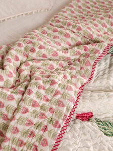 Juego de Ropa de Cama Estampada, Edredón de Algodón con Diseño Floral Rosa, Estilo Bohemio, para Todas las Temporadas - Product Image 2