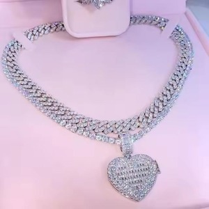 Collar de Cadena Cubana con Diamantes para Hombre y Mujer, Joyería para Fiestas, Festivales y Uso Casual, Proveedor al por Mayor, Exportador Indio - Product Image 1
