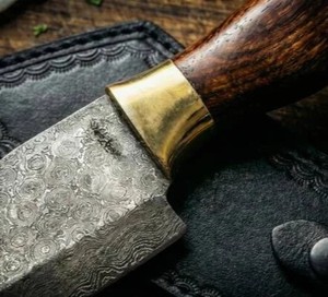 Edge Master Manufacture Handmade Cleaver Damascus Steel Wooden Handle Leather Sheath Dishwasher Safe Ambidextrous Modern Design - Product Image 2