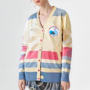 Cardigan pour femme de haute qualité personnalisé, boutonné, manches longues, en laine/acrylique, anti-boulochage, séchage rapide, idéal pour la superposition en toutes saisons - Product Image 2