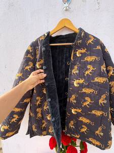 FABRICATEFIZZ Formal Tiger Printed <b>Velvet</b> <b>Quilted</b> Hooded Maxi Jacket Reversible Design Eco-Friendly Cotton Filling Women's - Product Image 3