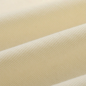 เสื้อยืดผู้ชายคุณภาพสูง 100% ผ้าฝ้ายหวีอย่างดี หนัก 220 กรัม สไตล์สตรีทแวร์ ขายส่ง รับสกรีนโลโก้ ทรงไหล่ตก - Product Image 4