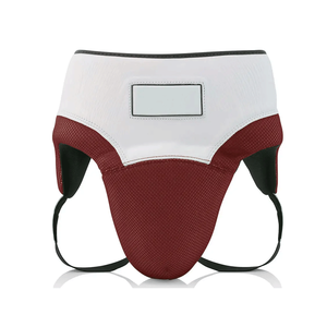 Dernier modèle de protège-guêtres de boxe Fly Boxing en cuir et PU, design personnalisable, caractéristiques de sécurité durables et protectrices - Product Image 3