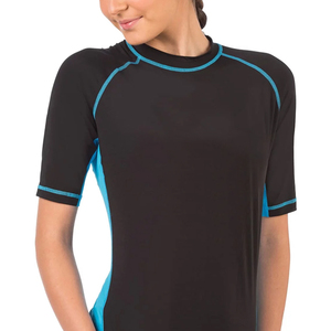Camiseta de Protección Solar de Manga Larga para Mujer, Color Negro con Detalles Azules, Protección UPF50+, Diseño con Bloques de Color, Ecológica, de Secado Rápido - Product Image 4