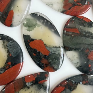 Pierre de sang naturelle mélangée, cabochons en vrac, pierres précieuses polies, pierre héliotrope pour la fabrication de bagues, pendentifs et bijoux - Product Image 3