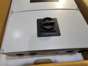 อินเวอร์เตอร์เชื่อมต่อระบบโซลาร์เซลล์ Delta GPI76212025 Solivia 7.6 กิโลวัตต์, 1 เฟส, 208/240 โวลต์ AC, 60 เฮิรตซ์ - Product Image 2