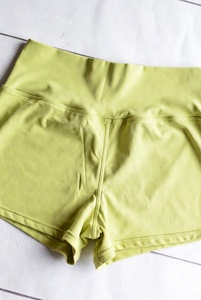 Pantalones Cortos de Yoga para Mujer, de Cintura Alta, Transpirables, de Nailon, Estilo Deportivo, Bajo Precio, Más Vendidos, MOQ Bajo, En Stock - Product Image 3