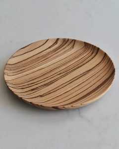 High Quality Eco-Friendly Modern Round Wooden Engraved Serving <b>Plate</b> Handmade Shiny Polished for Home Parties Use Customizable - Product Image 3