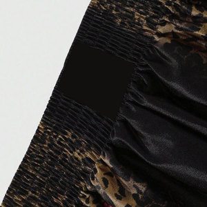 Shorts thaïlandais en tissu léger, style taille élastique, confortables et respirants - Product Image 3
