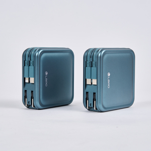 Banco de Energía con Cables Integrados 5 en 1, Cargador Portátil de Carga Rápida con Enchufe de CA para iPhone y Samsung, Ideal para Viajes - Product Image 6
