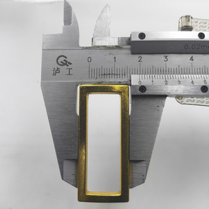 อุปกรณ์เสริมคุณภาพสูงสำหรับกระเป๋าแฟชั่นหรืออุปกรณ์กีฬา พร้อมหัวเข็มขัดโลหะสีทองแบบเลื่อนขนาดกว้าง 37.5 มม. - Product Image 5