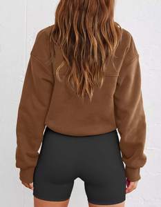 Sudadera con capucha corta oversize verde oliva para mujer, de invierno, con media cremallera, manga larga, estilo casual urbano, corte holgado, para uso diario - Product Image 4