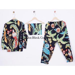 Conjunto de Pijama de Algodón con Estampado Floral, Ropa de Dormir India Suave y Transpirable para Mujer, Ropa de Dormir Cómoda para Mayor Comodidad y Relajación - Product Image 4