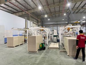 Fabricante Dewoo Vietnam Material Panel de puerta terminado 740 830 930mm de espesor 40mm WPC Puerta y accesorios - Product Image 3