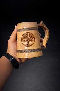 Jarra de Cerveza de Madera Hecha a Mano con Inserto de Acero Inoxidable, Diseño Clásico, Agarre Ergonómico, Apta para Lavavajillas, Patrón Sólido, Caja de Regalo, para Fiestas y Uso Doméstico - Product Image 6