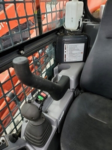 รถตักล้อยางขนาดเล็ก รุ่น SVL95-2S ปี 2020 ใช้งานน้อย พร้อมใช้งาน - Product Image 4