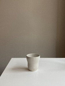Tasse en céramique tendance 2026, design à rayures personnalisées, décoration intérieure, tasse à café personnalisée sans poignée par UO INDIA - Product Image 4