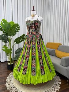 Vestido Anarkali Estampado Verde Lima para Mujer, Sin Mangas, para Fiestas, Vestido Étnico, Vestido Maxi Indio para Bodas - Product Image 2