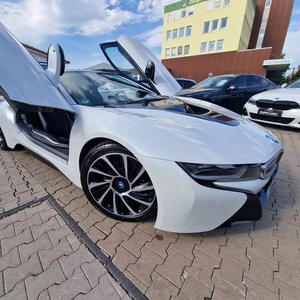 Venta de BMW-I8 2023 Usado, Deportivo Convertible, Roadster, Tracción en las Cuatro Ruedas, Listo para Enviar - Entrega a Domicilio, Bajo Kilometraje - Product Image 2