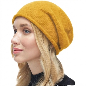 Bonnet en tricot douillet pour femme, style décontracté, idéal pour l'hiver, doux et confortable, parfait pour les activités de plein air - Product Image 6