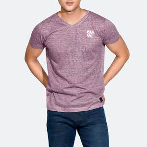 T-shirt pour homme élégant et décontracté à col en V, en coton premium, tissu doux et respirant pour un look streetwear - Product Image 4