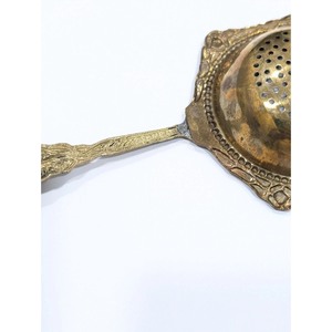 <b>Engraved</b> Gold Metal Tea Strainer With Floral Handle Durable Colander For Loose Leaf Brewing Kitchen <b>Tool</b> - Product Image 4