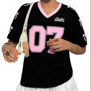 Vente en gros de maillots de football américain personnalisés et élégants, t-shirts surdimensionnés pour femmes, vêtements d'entraînement tendance, maillot American Girl - Product Image 1