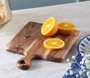 Tabla de Cortar de Madera Duradera, Versátil y Ecológica para Cocinas Modernas - para Preparar, Rebanar y Servir - Product Image 3