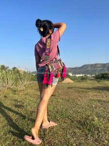 สินค้ามาใหม่ rajasthani แฮนด์เมดแท้ผู้หญิงชนเผ่าผ้าฝ้ายหลายสี Boho ฮิปปี้หนังกลับพู่ห้อยกระเป๋า Banjara - Product Image 4