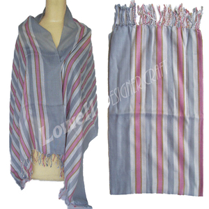 ผ้าพันคอถักมือลายทาง ผ้าฝ้ายเนื้อนุ่ม ผ้าพันคอแฟชั่น ผ้าคลุมไหล่ลายทางทอมือ ผ้าพันคอฤดูหนาว ผ้าพันคอสำหรับทุกเพศทุกวัย ผ้าพันคอทันสมัยลายทาง - Product Image 2