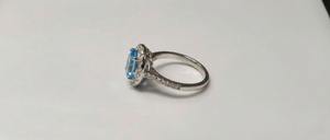 Anillo de Compromiso para Mujer, Hecho a Mano, Estilo Vintage Cristiano, Topacio Azul Natural, Corte Brillante, Plata de Ley 925, Engaste de Garras - Product Image 3