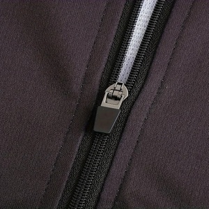 เสื้อผ้ากีฬาลำลองแบบยูนิเซ็กซ์ แขนยาว ป้องกันแสงแดด ทรงเข้ารูป คอตั้ง ซิปครึ่งตัว ผลิตจากโพลีเอสเตอร์/ไนลอน พิมพ์ลายด้วยเทคนิค Heat-Transfer - Product Image 3