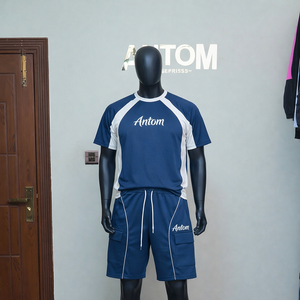 Ensemble personnalisé de t-shirts et shorts deux pièces pour homme – Collection été – Vente en gros - Product Image 4