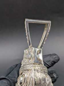 Colgante de Lujo Hip Hop con Cabeza de Reina y Corona, Chapado en Rodio Plateado, con Moissanita 925 y Piedras Incrustadas - Product Image 4