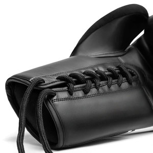 Guantes de boxeo profesionales de cuero al por mayor con logotipo personalizado y cierre de velcro para adultos - Product Image 3