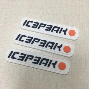 Badges en silicone personnalisés en gros à prix d'usine avec motifs cœur, fleur et lettres pour vêtements de mode - Product Image 2