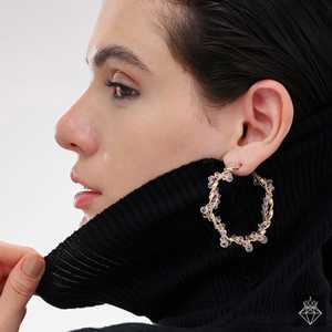 PRAO Allure of Crystals Pendientes de cristal envueltos con aros de gran tamaño - Product Image 3