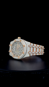 นาฬิกาข้อมือผู้ชายคุณภาพสูงสุด หรูหรา ตัวเรือนสแตนเลสประดับเพชรโมอิสซาไนต์  หน้าปัดแซฟไฟร์  ฝังเพชรเต็มเรือน ระบบออโตเมติก - Product Image 5