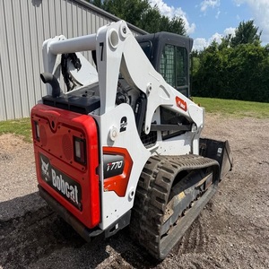 รถตักดินขนาดเล็ก Bobcatts T770 เครื่องยนต์ดีเซล รถตักตีนตะขาบ ดีไซน์แข็งแรงทนทาน เชื่อถือได้ เหมาะสำหรับเกษตรกร ผู้รับเหมา และผู้สร้าง - Product Image 1