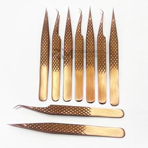 Pince à épiler pour extensions de cils RMI Shin Rose Gold Plasma Color, droite et à 45 degrés, en acier inoxydable, avec grip diamant. - Product Image 5