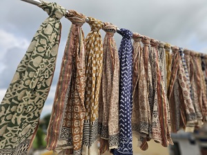 Indian Block <b>Printed</b> Sarong With Zari <b>Extra</b> <b>Large</b> Ethical Fashion Organic Cotton Sarong 100% Cotton Sarong Handmade Sarong Wrap - Product Image 2