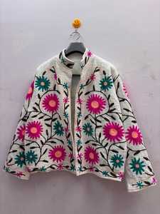 Chaqueta de Algodón Bordada Suzani Multicolor Hecha a Mano para Mujer, Diseño Floral Transpirable, Estilo Boho Chic Vintage Casual - Product Image 4