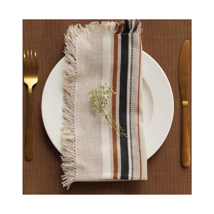 Dernières serviettes en coton couleur gris foncé lacées personnalisées 22x22 pouces 220 GSM Designs brodés uniques parfaits pour les occasions spéciales - Product Image 3