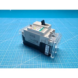 Disjoncteur différentiel Fuji EW32AAG-2P015 d'occasion – Pièces détachées d'équipement semi-conducteur de la génération précédente - Product Image 2