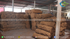 Red de Fibra de Coco Natural para Cobertura del Suelo y Apoyo al Crecimiento de la Vegetación en Proyectos de Paisajismo - Product Image 2