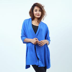 ผ้าพันคอแคชเมียร์แท้สำหรับผู้หญิง ดีไซน์หรูหรา สำหรับฤดูหนาว ผ้าคลุมไหล่ ขนาดใหญ่ น้ำหนักเบา อุ่นสบาย ลายเรขาคณิต สีเขียวอ่อน  รับสกรีนโลโก้ KMB - Product Image 5