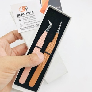 Pinzas de extensión de pestañas profesionales con logotipo personalizado de alta calidad, aislamiento de bota de acero sostenible, acero inoxidable puntiagudo - Product Image 6