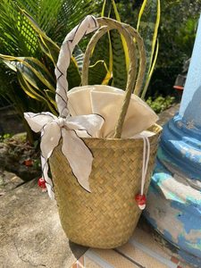 กระเป๋าชายหาดสานจากหญ้าทะเล งานฝีมือ วัสดุ: หญ้าทะเลธรรมชาติ; ใช้: สำหรับทริปวันหยุดสุดสัปดาห์; แหล่งกำเนิด: งานฝีมือทำมือจากเวียดนาม - Product Image 2