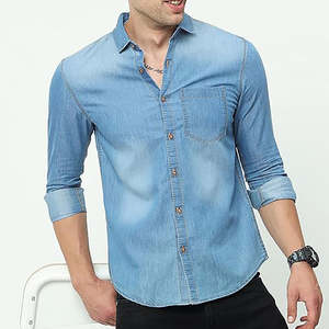 Camisa de mezclilla azul claro premium para hombre, corte ajustado, tela transpirable de larga duración, informal, de manga larga, con botones. - Product Image 2
